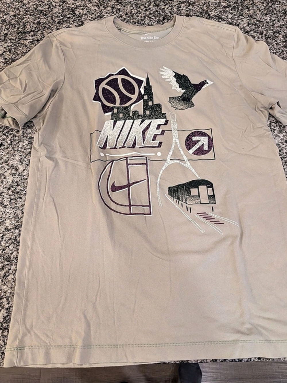 Nike The Nike Tee Graphic Short Sleeve Tee Size Large